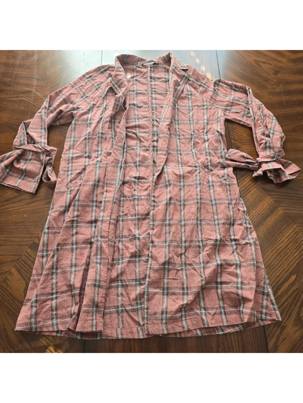 Woman's duster cardigan